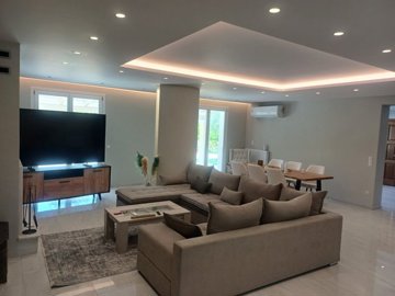 img-95c1a715cc23be88c3fa5a7074022c6d-v