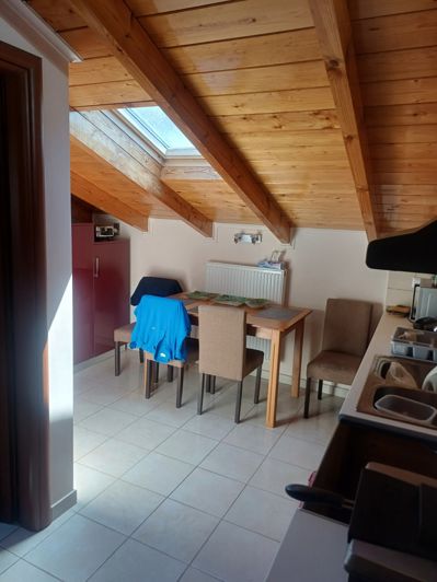 Image No.19-3 Bed House for sale