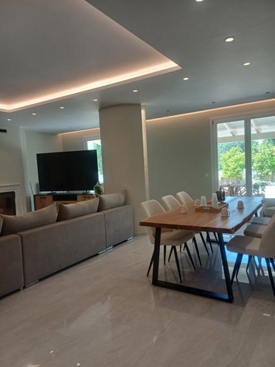 Image No.30-3 Bed House for sale