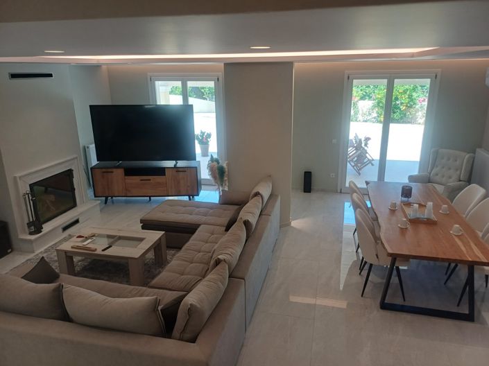 Image No.9-3 Bed House for sale