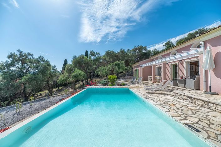 Image No.30-Maison de 4 chambres à vendre à Kassiopi