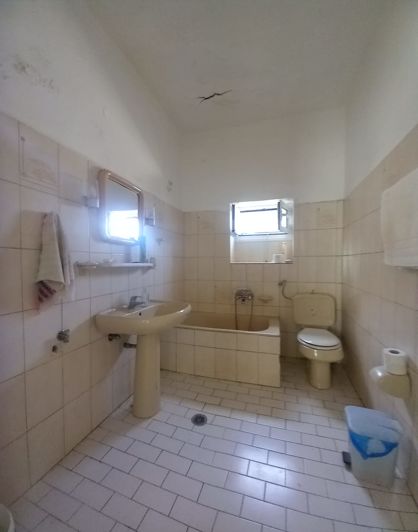 Image No.10-3 Bed House for sale