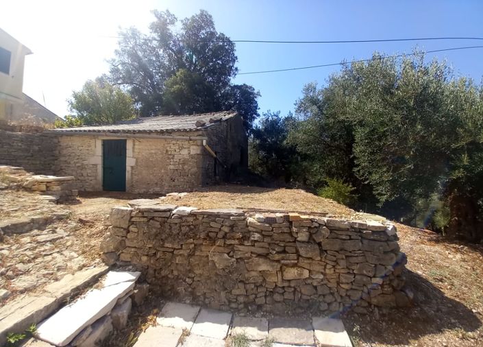 Image No.11-3 Bed House for sale