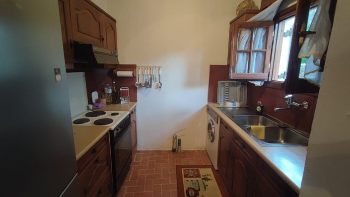 Image No.12-5 Bed House for sale