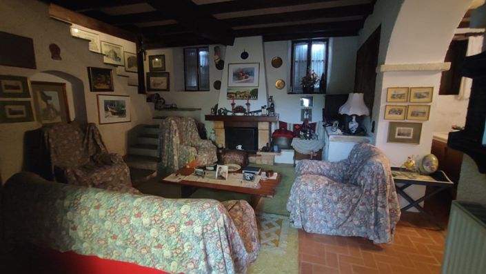 Image No.16-5 Bed House for sale