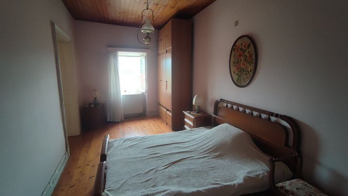 Image No.22-5 Bed House for sale