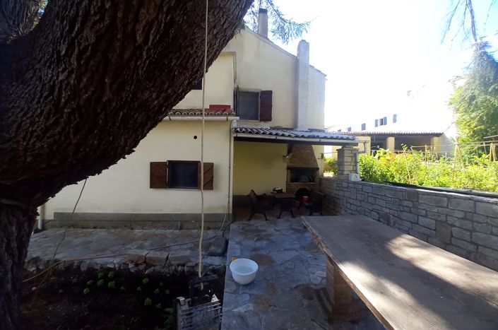 Image No.24-5 Bed House for sale