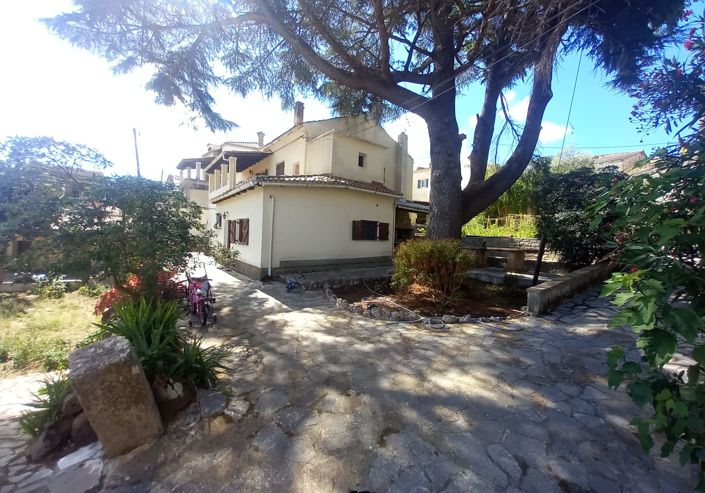 Image No.26-5 Bed House for sale