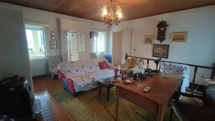 Image No.34-5 Bed House for sale