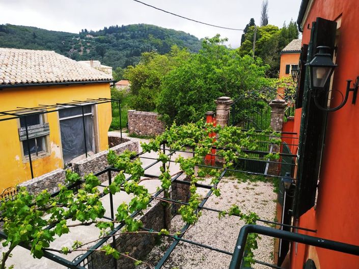 Image No.17-5 Bed House for sale