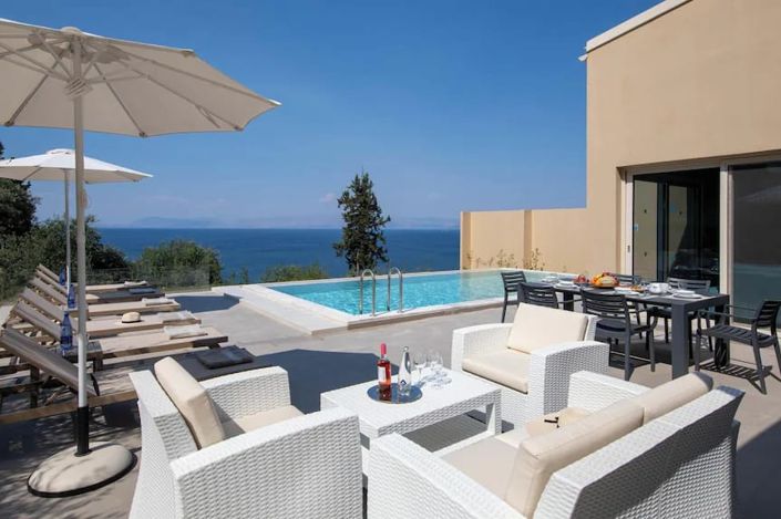 Image No.22-6 Bed House for sale