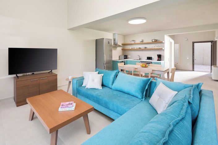 Image No.25-6 Bed House for sale