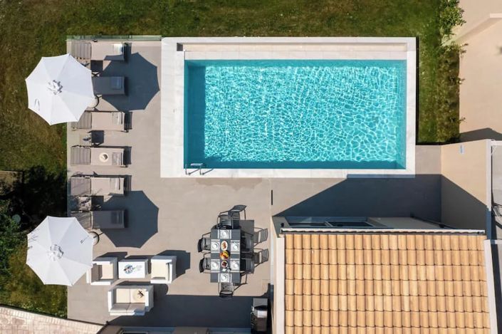 Image No.6-6 Bed House for sale