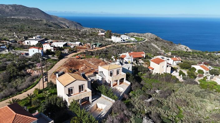 Image No.19-3 Bed House for sale