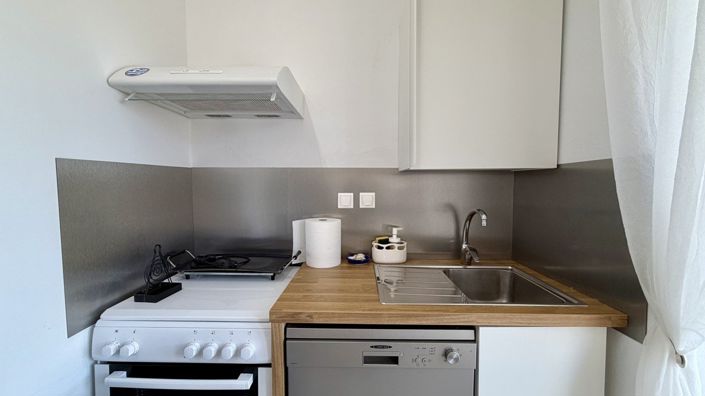 Image No.28-5 Bed House for sale