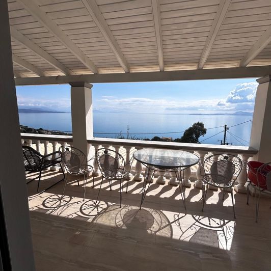 Image No.20-4 Bed Apartment for sale