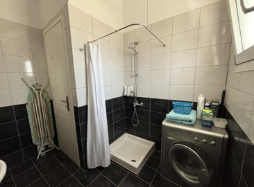 d9d1d7a8-8fcb-46f5-91d1-7f74f94c547e