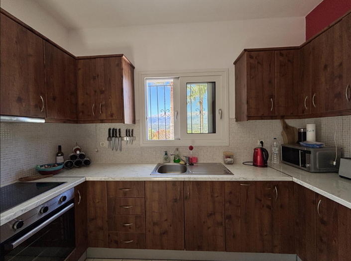 Image No.16-3 Bed House for sale