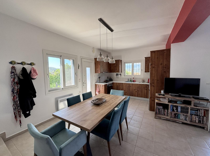 Image No.17-3 Bed House for sale