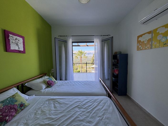 Image No.22-3 Bed House for sale