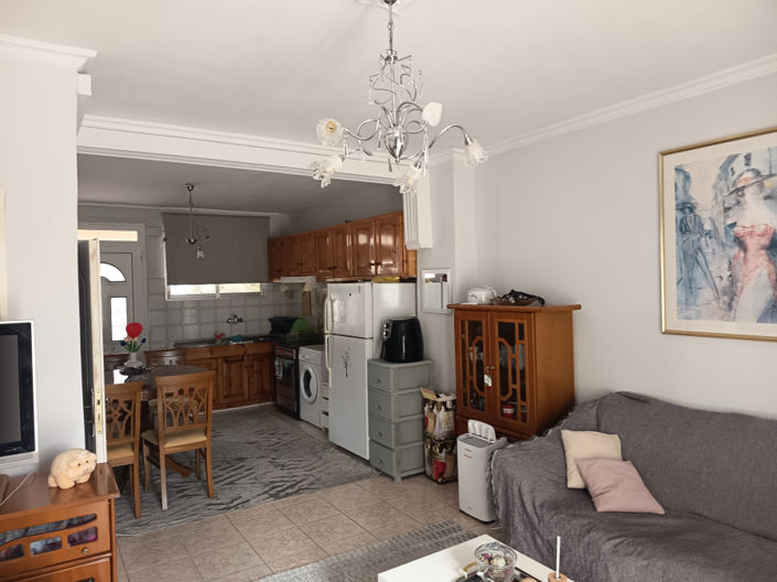 Image No.6-2 Bed House for sale
