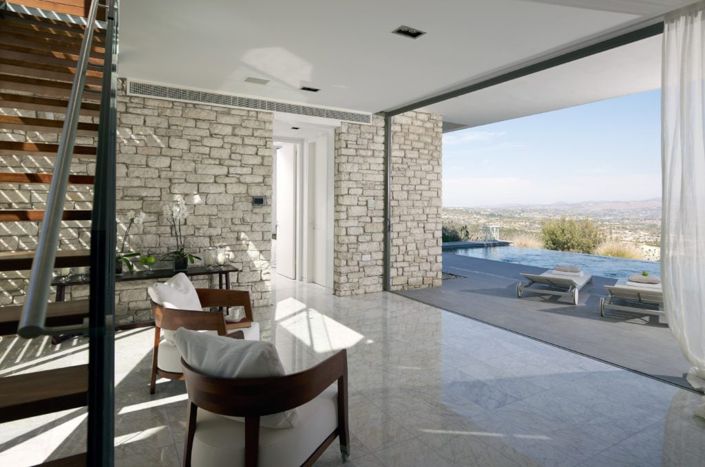Image No.3-3 Bed Property for sale
