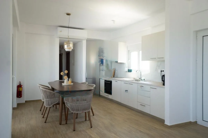 Image No.18-3 Bed House for sale