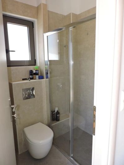 Image No.22-2 Bed House for sale