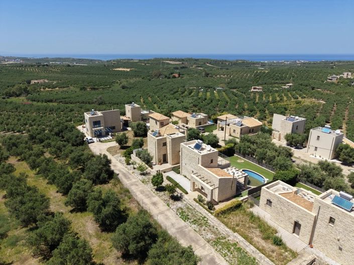 Image No.7-2 Bed House for sale