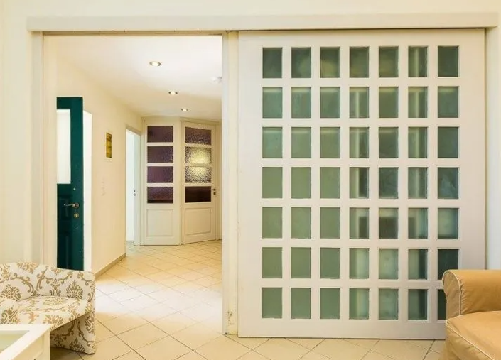 Image No.10-2 Bed House for sale