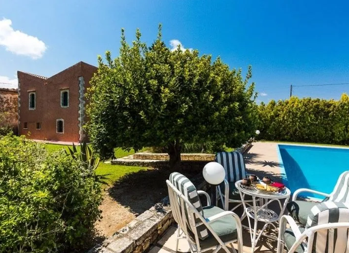 Image No.4-2 Bed House for sale