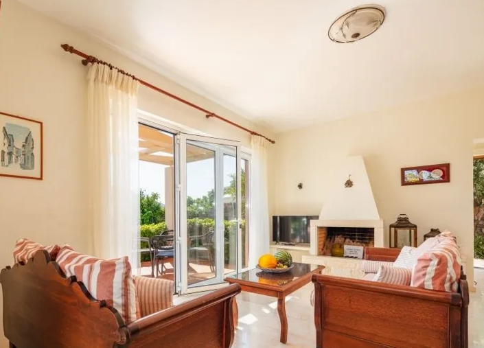 Image No.8-3 Bed House for sale