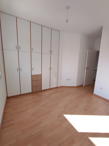 Image No.5-2 Bed Property for sale