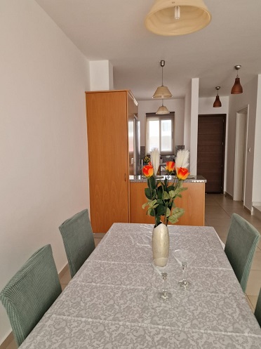 Image No.14-2 Bed Property for sale