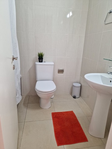 Image No.4-2 Bed Property for sale