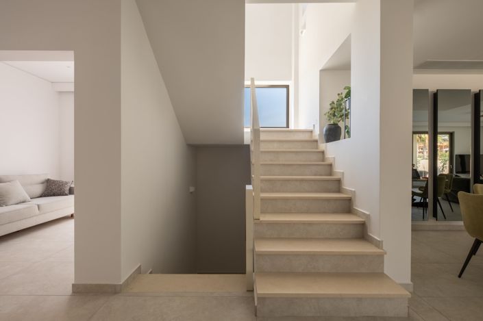 Image No.32-4 Bed House for sale