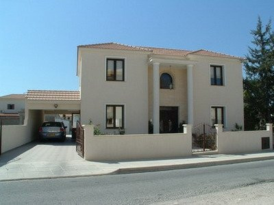 Image No.2-4 Bed Property for sale