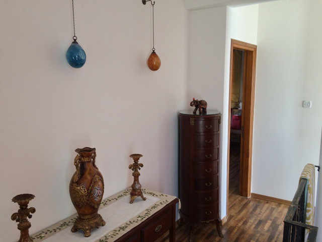 Image No.20-4 Bed Property for sale