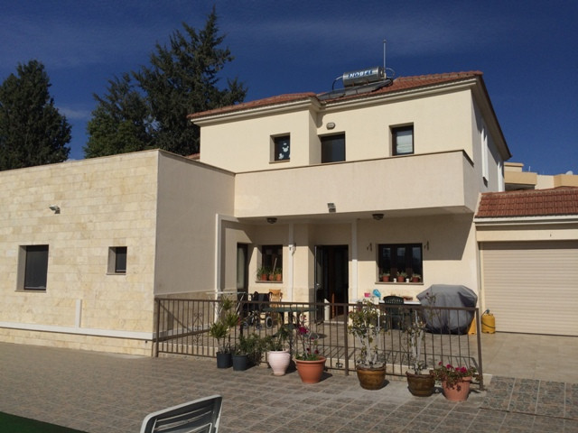 Image No.7-4 Bed Property for sale