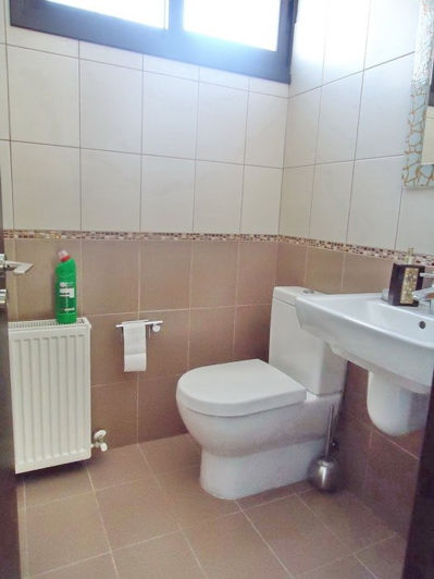 Image No.8-Propriété de 4 chambres à vendre à Larnaca