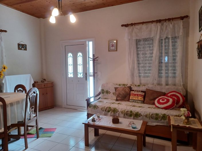 Image No.8-3 Bed House for sale