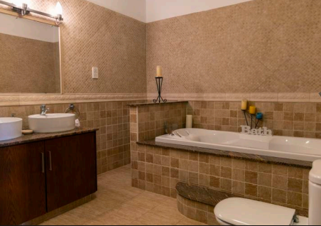 Image No.6-4 Bed House for sale