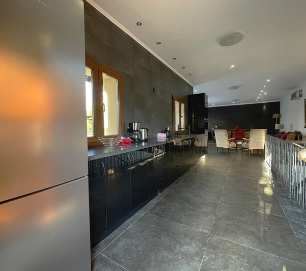 Image No.11-5 Bed House for sale