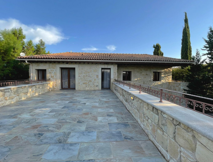Image No.27-5 Bed House for sale