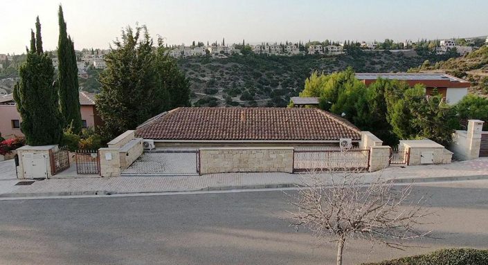 Image No.33-5 Bed House for sale