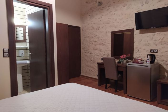 Image No.9-10 Bed House for sale
