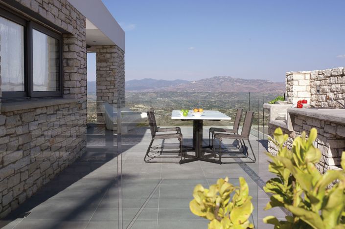 Image No.4-2 Bed House for sale