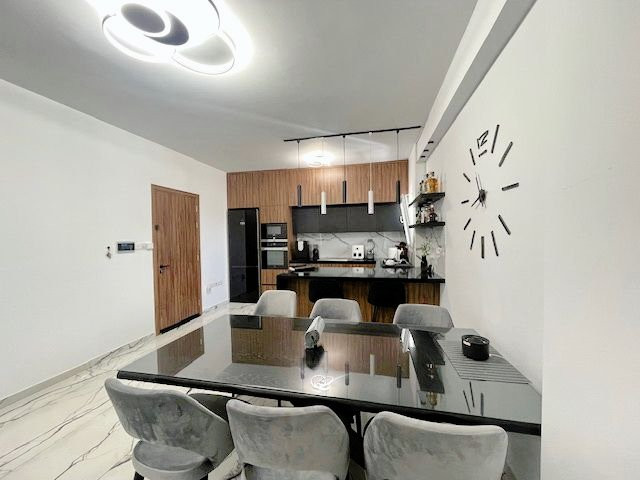 Image No.5-2 Bed Apartment for sale