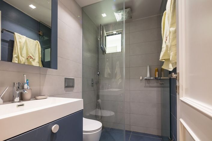 Image No.19-5 Bed House for sale