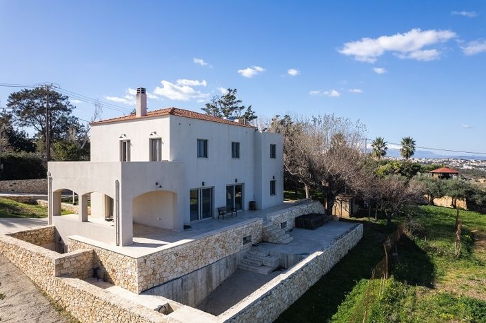 Image No.2-5 Bed House for sale
